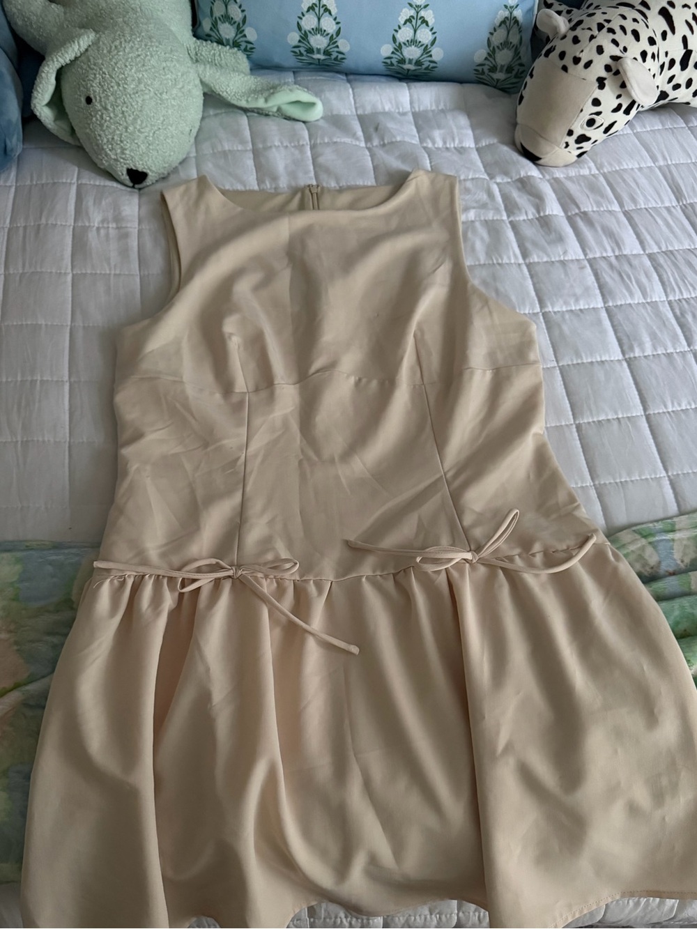 love, Fire Cream-Neutral Sleeveless Dress with Back Zip